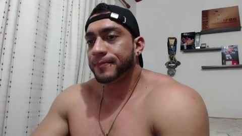 Snapshot of damiannstonexxx chatting on 16, 4, 2026 Danny online show from 16, 4, 2026