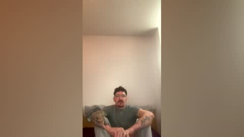 damo111694 online show from 8, 3, 2026