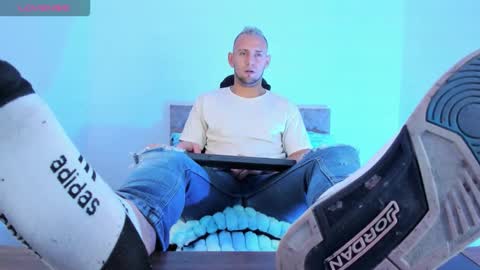 Damon bakert online show from 3, 2, 2026