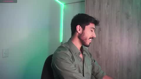 damon_frost online show from 8, 1, 2025