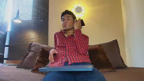 Damon  Salvatore online show from 14, 2, 2026