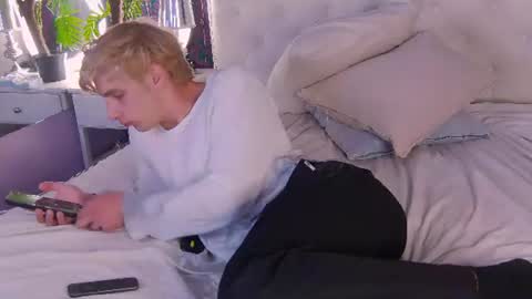 Damon online show from 3, 7, 2026
