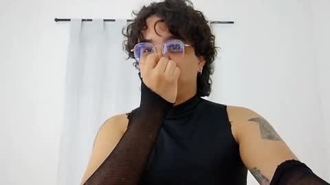 Diane Blosson online show from 3, 2, 2026