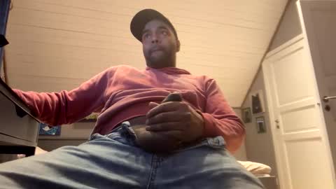 Snapshot of dan_the_man43 chatting on 17, 1, 2026 dan_the_man43 online show from 17, 1, 2026