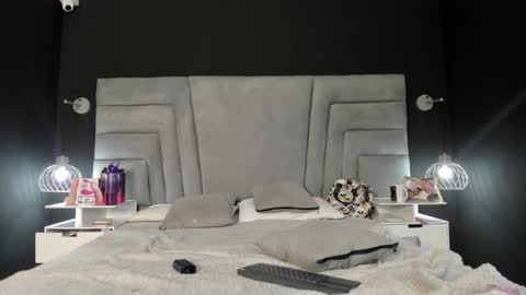    online show from 7, 12, 2024