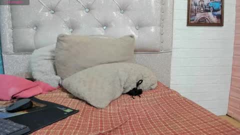 Snapshot of danamontana chatting on 10, 3, 2026 danamontana online show from 10, 3, 2026