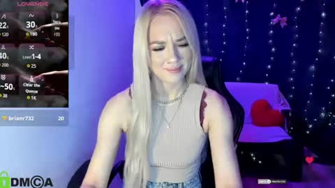 Snapshot of dances_queen chatting on 24, 6, 2026 dances_queen online show from 24, 6, 2026