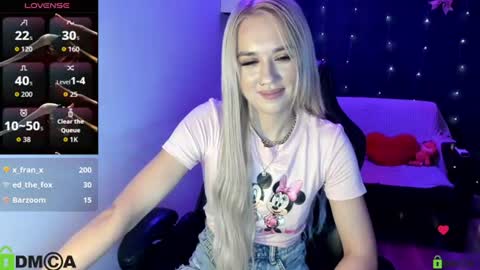 Snapshot of dances_queen chatting on 14, 7, 2026 dances_queen online show from 14, 7, 2026