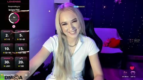 Snapshot of dances_queen chatting on 16, 7, 2026 dances_queen online show from 16, 7, 2026