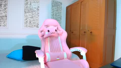 Danella Houston online show from 8, 10, 2025