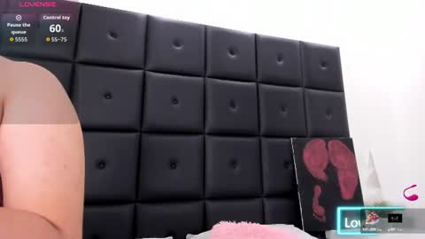 Snapshot of danellazambrano chatting on 12, 7, 2026 online show from 12, 7, 2026