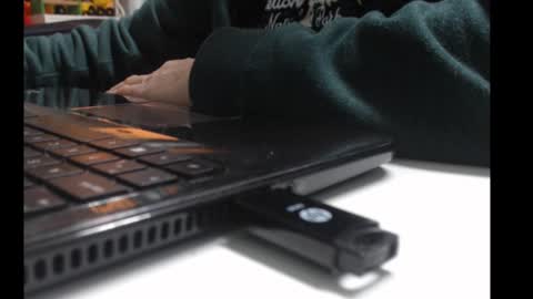 dani_alpina online show from 12, 1, 2025