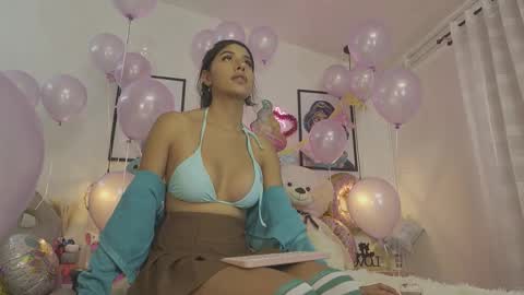   online show from 31, 10, 2025