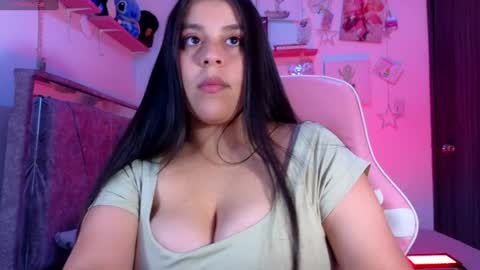 valentina online show from 4, 8, 2026
