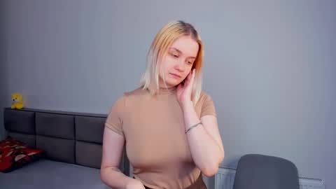 Snapshot of danicadias chatting on 15, 3, 2026 Carnelia online show from 15, 3, 2026