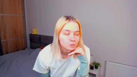 Snapshot of danicadias chatting on 16, 3, 2026 Carnelia online show from 16, 3, 2026