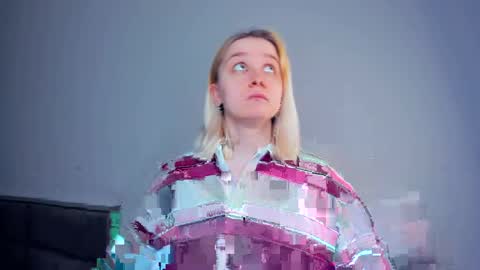 Snapshot of danicadias chatting on 22, 3, 2026 Carnelia online show from 22, 3, 2026