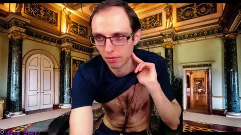 Snapshot of daniel9121 chatting on 5, 3, 2025 Daniel9121 online show from 5, 3, 2025