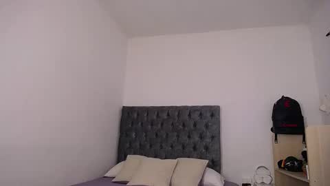 Snapshot of daniel_sherlock chatting on 4, 12, 2025 Daniel Sherlock online show from 4, 12, 2025