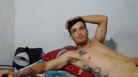 daniel_velez26 online show from 2, 12, 2025