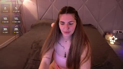 danielareign online show from 6, 5, 2026