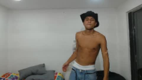 danielitopapii online show from 13, 2, 2025