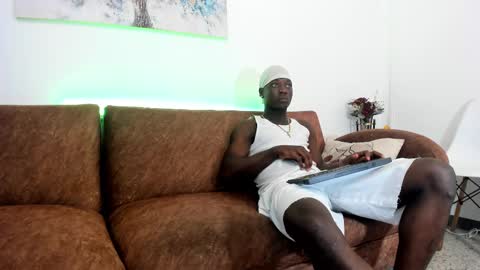 Snapshot of daniell_ferrari chatting on 24, 1, 2025 daniell_ferrari online show from 24, 1, 2025