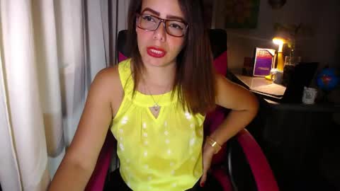 Angie online show from 4, 5, 2026
