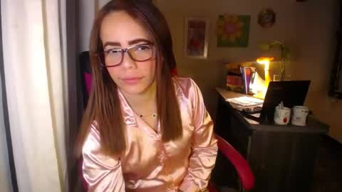 Angie online show from 24, 7, 2026