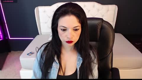 Danielle Smith online show from 29, 12, 2024