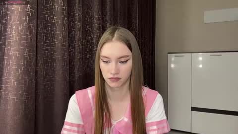 Trisha wanna play  Meow online show from 4, 5, 2026