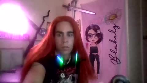 Danielle Raven online show from 5, 5, 2026