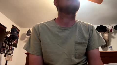 Snapshot of danielp_mod_cb chatting on 14, 1, 2025 Daniel    y. online show from 14, 1, 2025