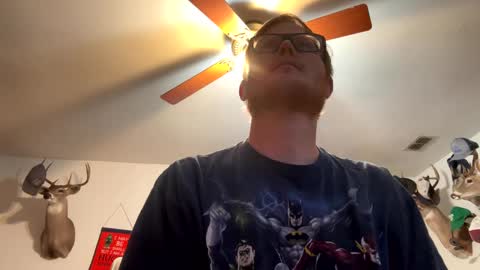 Snapshot of danielp_mod_cb chatting on 10, 2, 2025 Daniel    y. online show from 10, 2, 2025