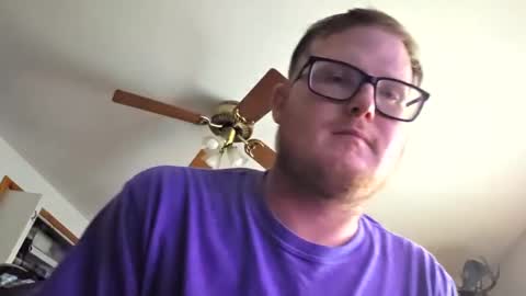 Snapshot of danielp_mod_cb chatting on 12, 9, 2025 Daniel    y. online show from 12, 9, 2025