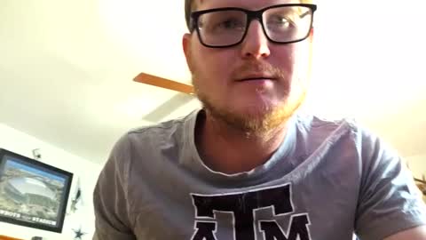 Snapshot of danielp_mod_cb chatting on 28, 10, 2025 Daniel    y. online show from 28, 10, 2025