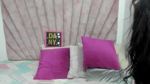 DaniiBelluci  online show from 19, 1, 2026