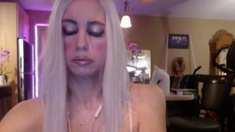 DanikaWhite69 online show from 26, 7, 2026