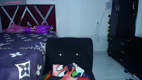 Snapshot of danisabrownn chatting on 4, 3, 2025 danisabrownn online show from 4, 3, 2025