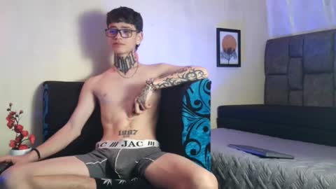 Snapshot of dann_brown chatting on 12, 3, 2025 Dann Brown online show from 12, 3, 2025