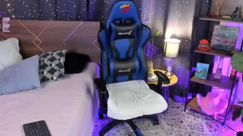 Dannacastle online show from 22, 2, 2025