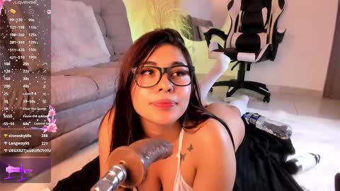 danna_adams1 online show from 11, 3, 2025