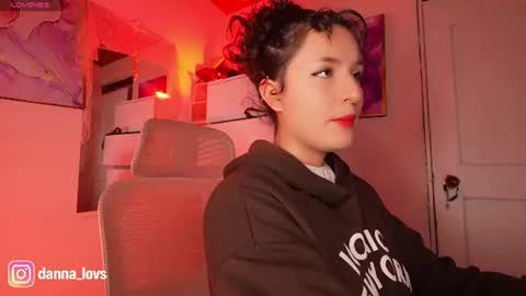Danna Lovs online show from 10, 7, 2026