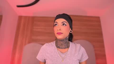 Danna Berlin  online show from 5, 5, 2026