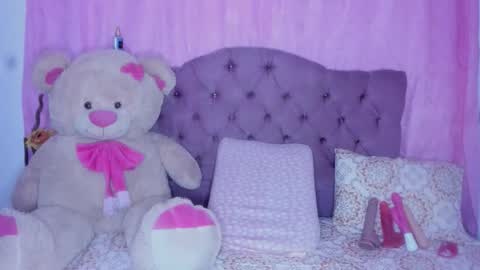 Danna Sofia jeins online show from 25, 2, 2026