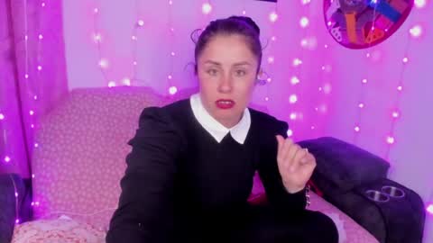 Danna Sofia jeins online show from 6, 8, 2026