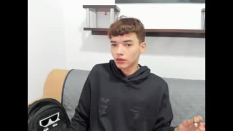 Snapshot of danniels_sweet chatting on 9, 1, 2025 danniels_sweet online show from 9, 1, 2025