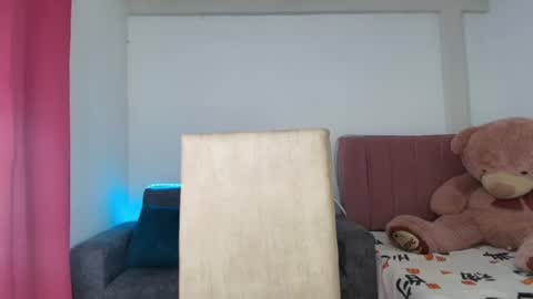 danny_cam1423 online show from 22, 6, 2026