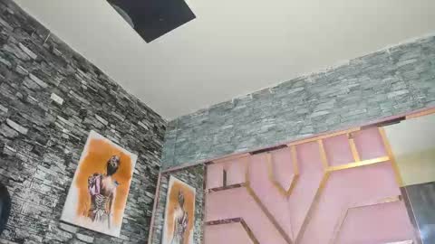 Snapshot of danny_lux chatting on 4, 11, 2025 Danny online show from 4, 11, 2025