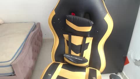 danny..........  guys I have onlyfans follow me I am new I want to share with you many things I love you online show from 3, 10, 2025